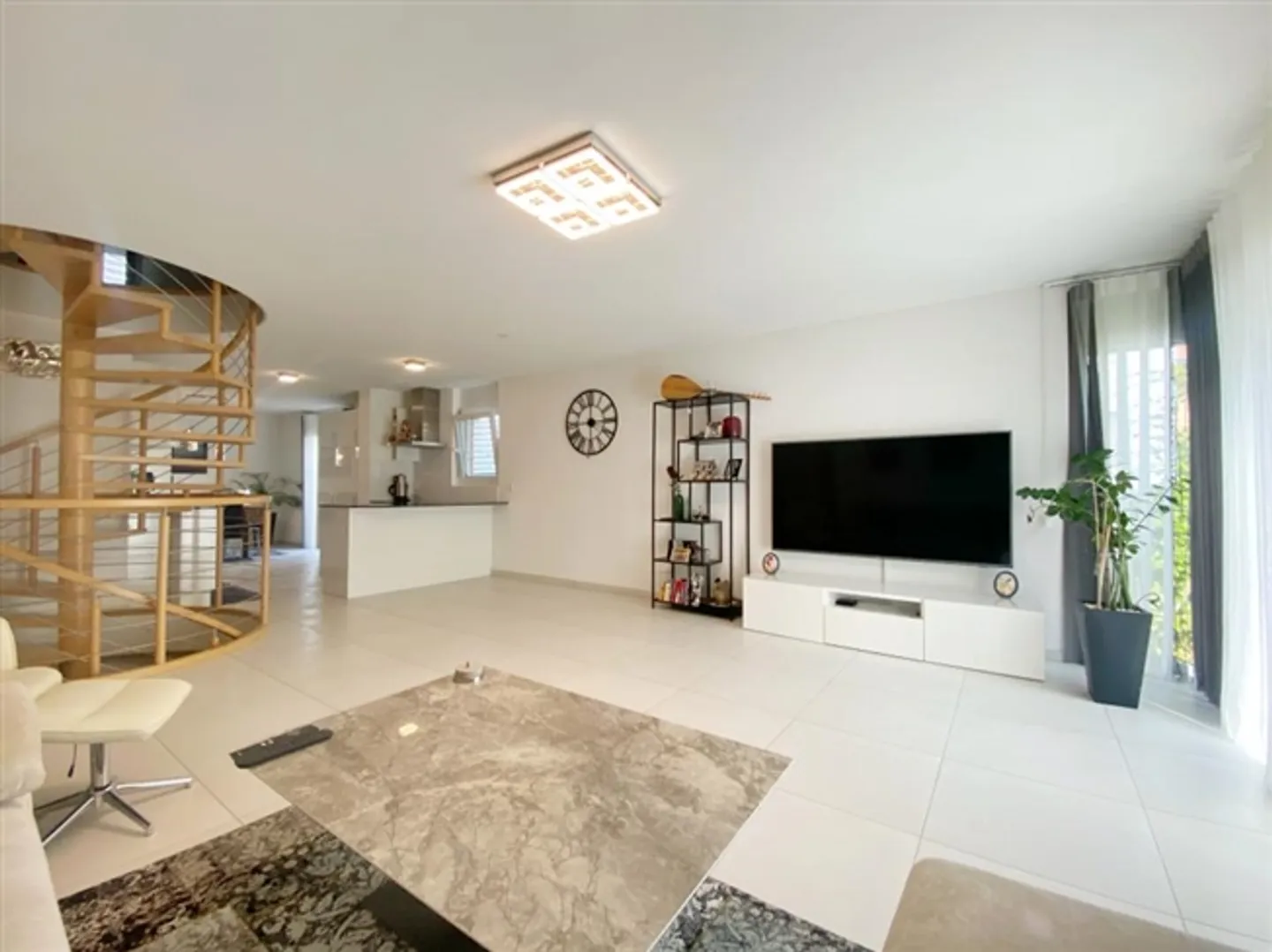 BEL TRIPLEX CON GIARDINO DA VISITARE SENZA ULTERIORI RITARDI - Foto 1 di 10