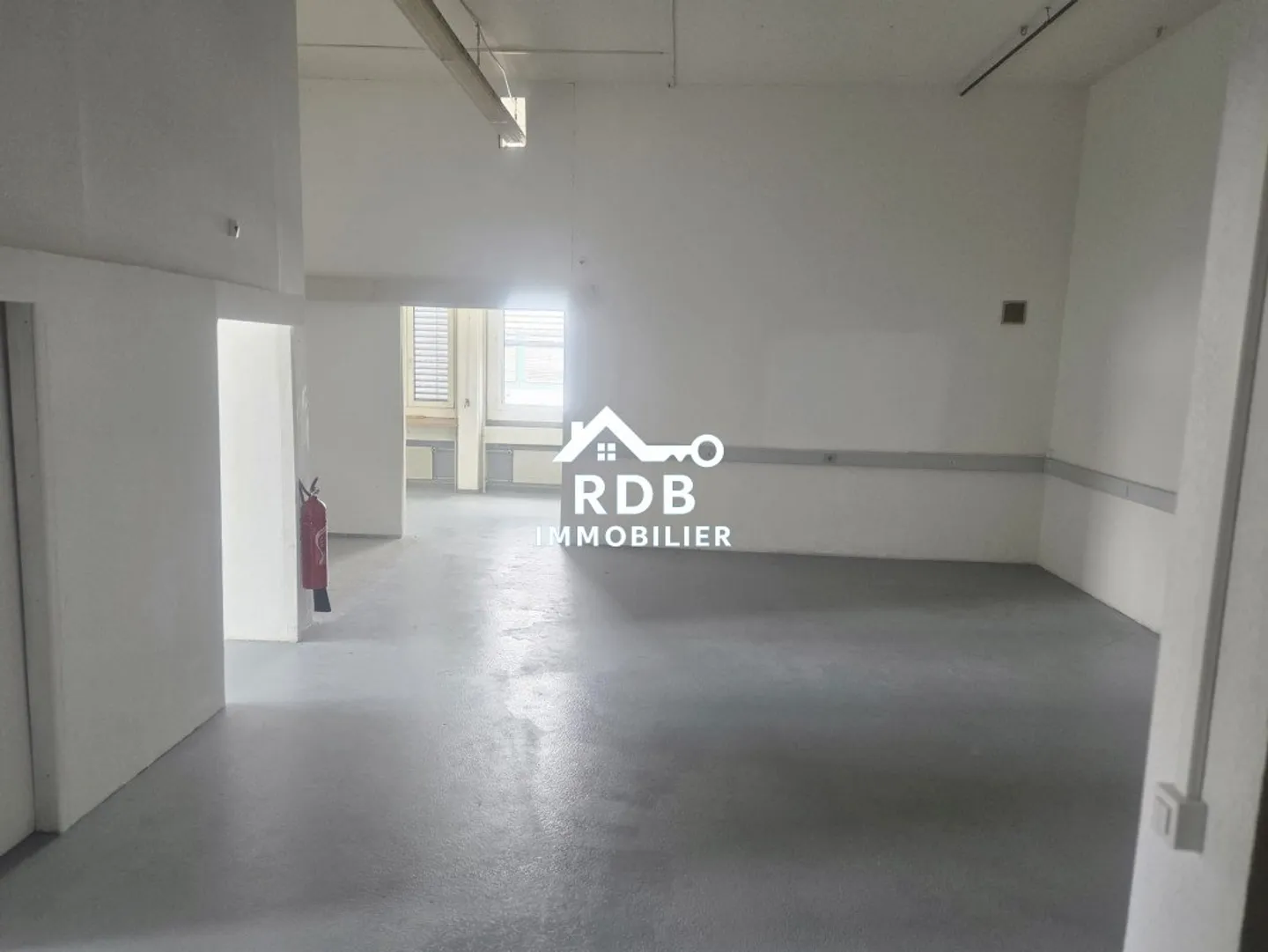 Bellissimo studio di 150m2 a La Chaux-de-Fonds - Foto 1 di 5