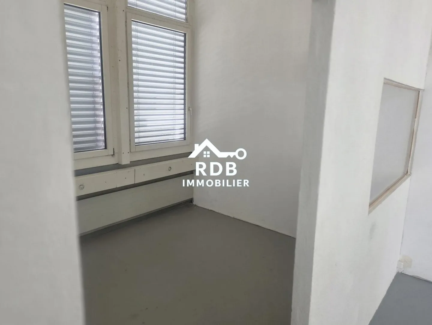 Bellissimo studio di 150m2 a La Chaux-de-Fonds - Foto 5 di 5