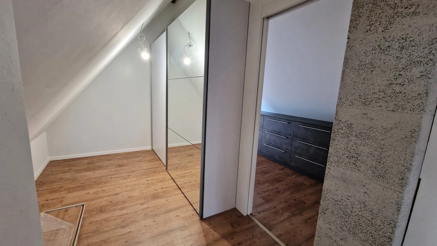 Edificio residenziale e commerciale storico con molteplici opportunità - Foto 17 di 21