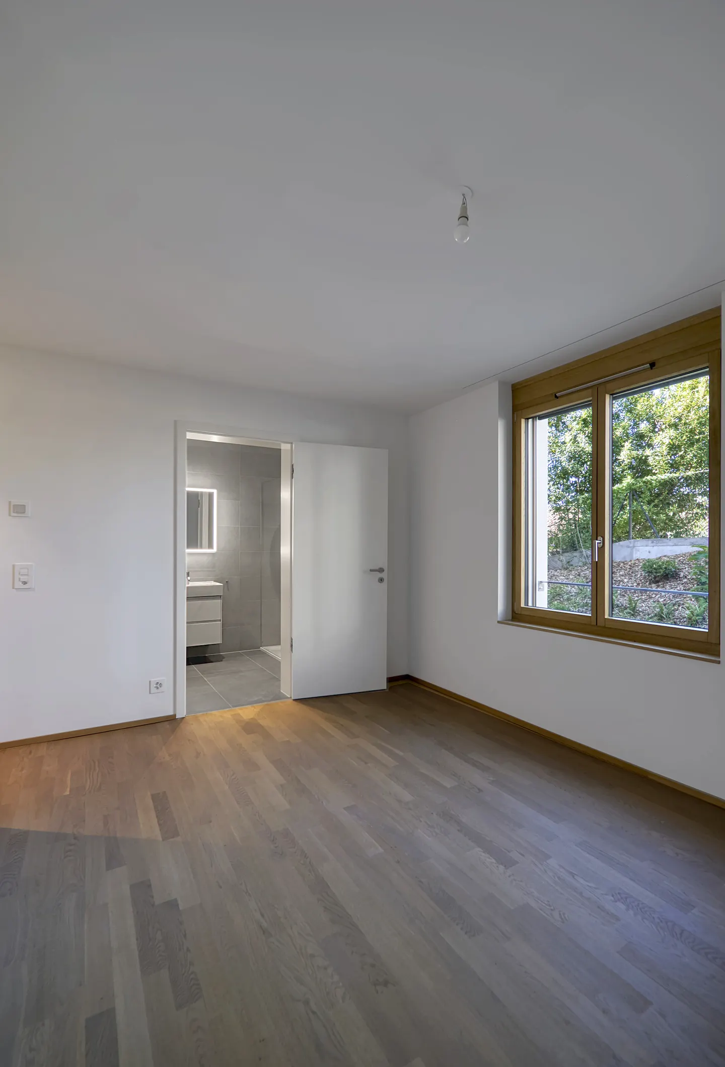 Charmante Wohnung mit Garten - Foto 3 von 6