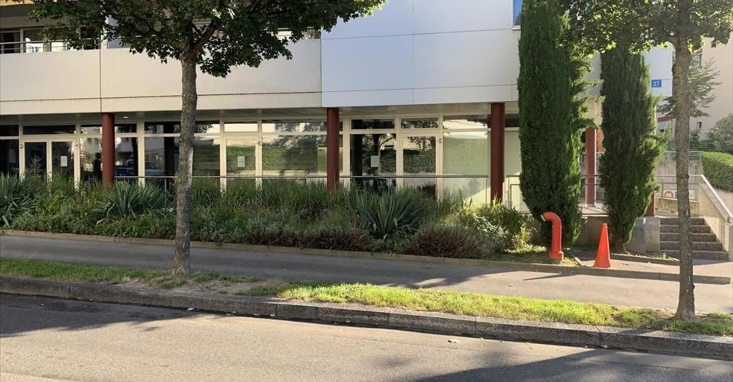 Spazio Commerciale al Piano Terra - Foto 4 di 6