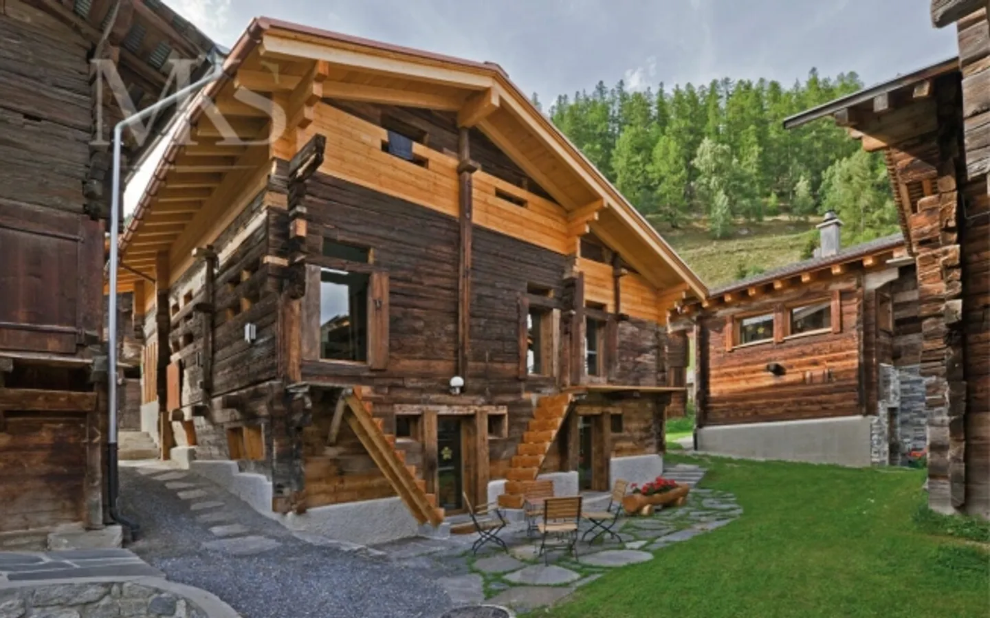 Bel appartement duplex de 3,5 pièces Alpenchic à Geschinen - Photo 2 sur 20