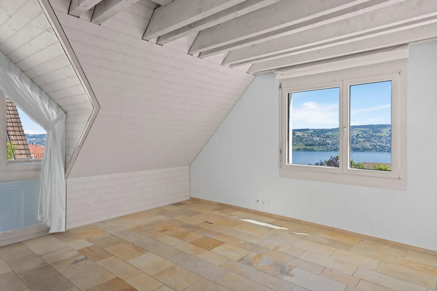 Dreamlike 4.5-room apartment with lake view in Oberrieden - Photo 9 of 20