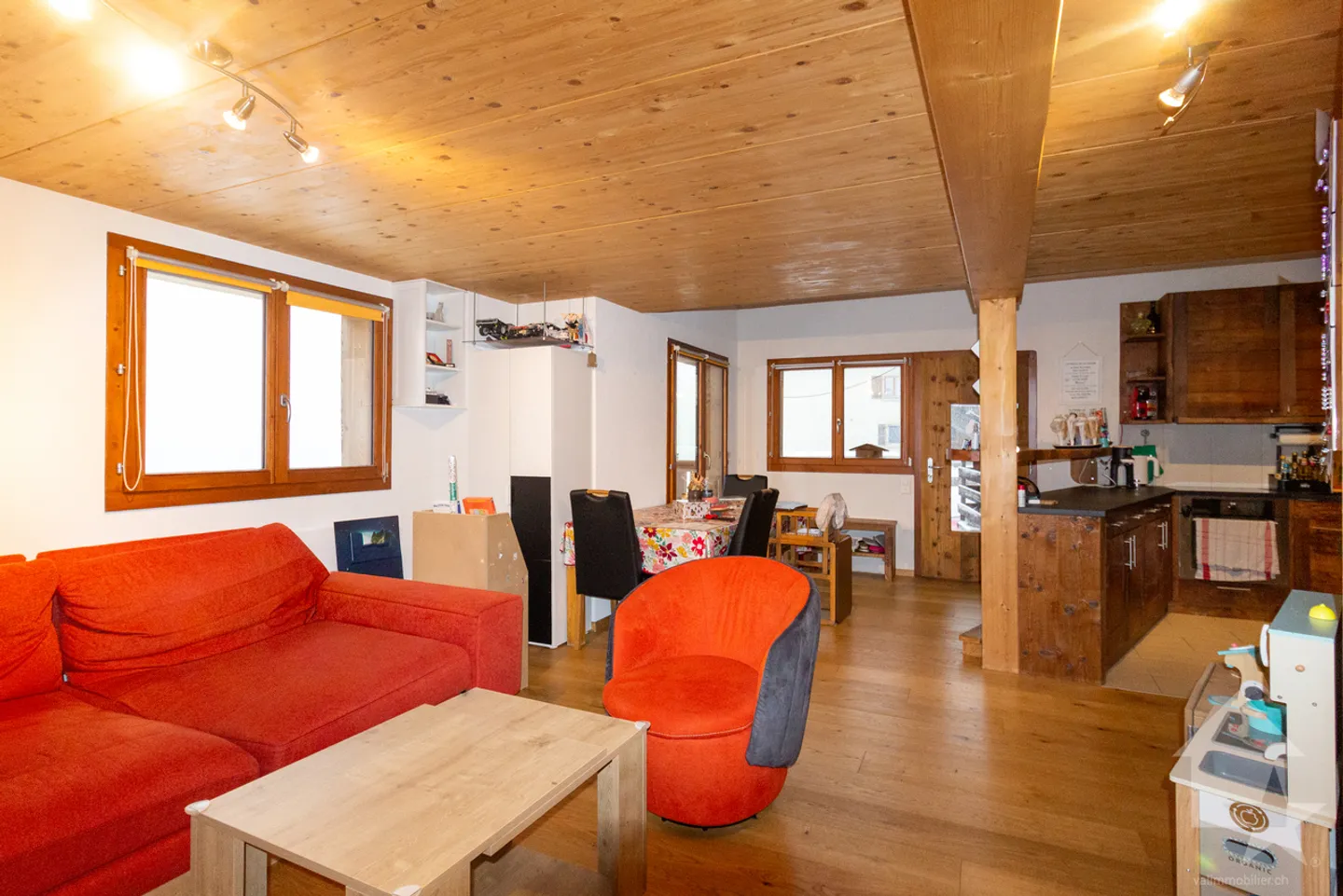 Single house for sale - Photo 3 of 13