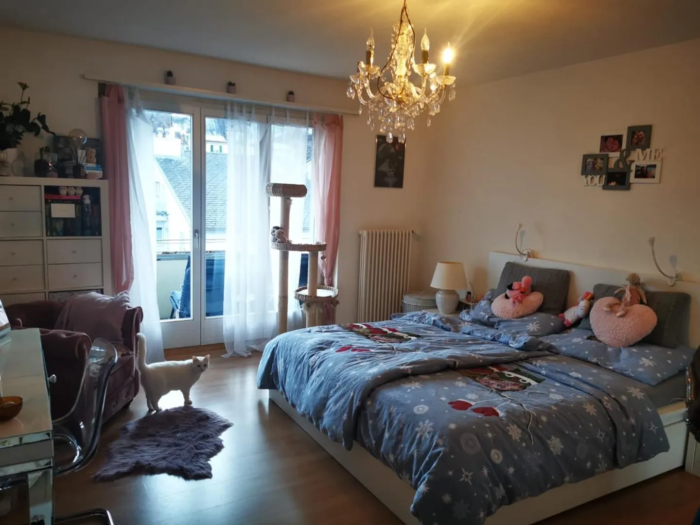 Room in shared apartment - Photo 1 of 5