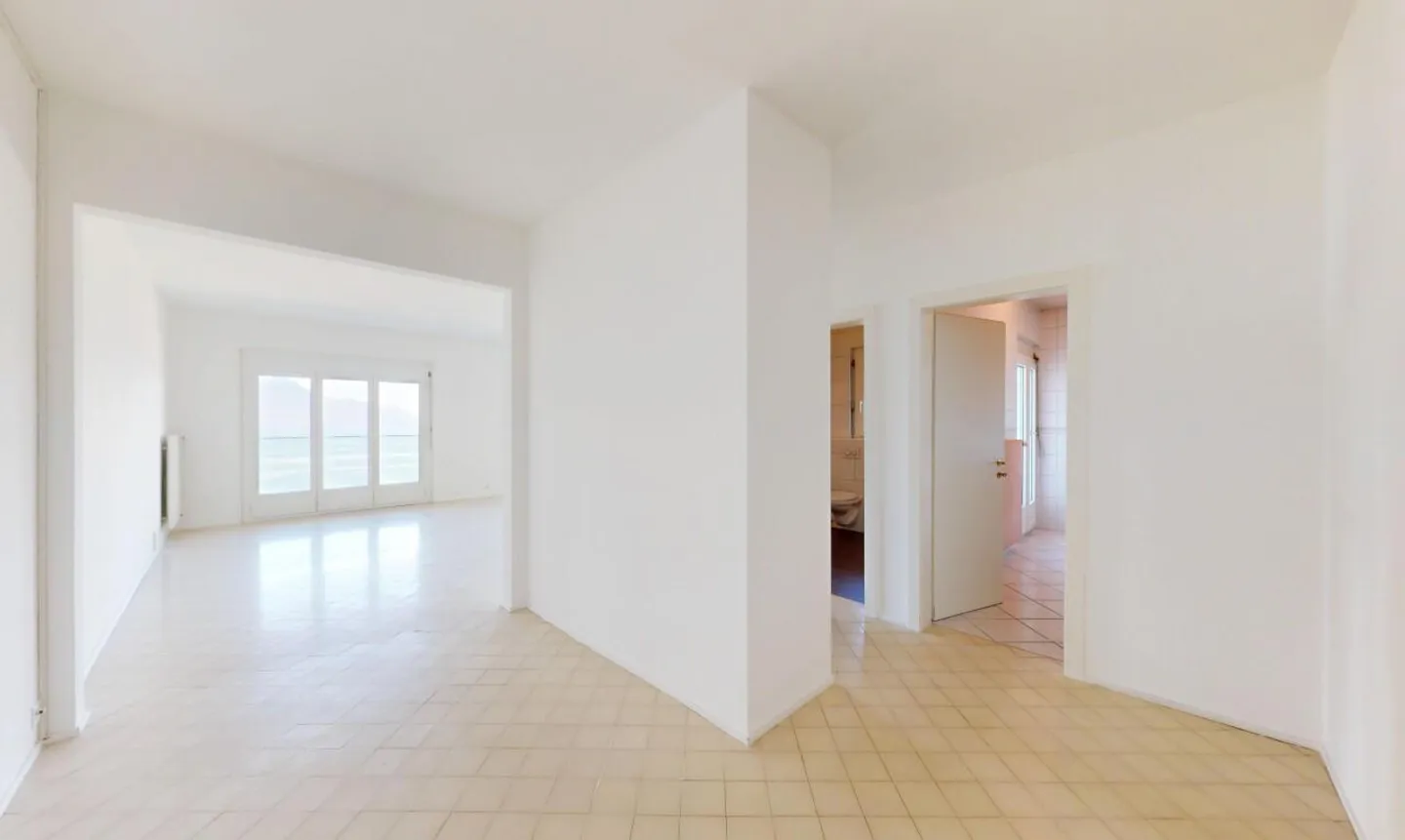 Montreux - Appartement avec vue Lac panoramique et terrasse - Photo 4 sur 13