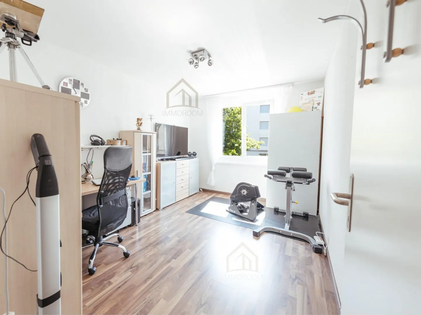 Modern 3.5-room apartment in a quiet and family-friendly location - Photo 8 of 15