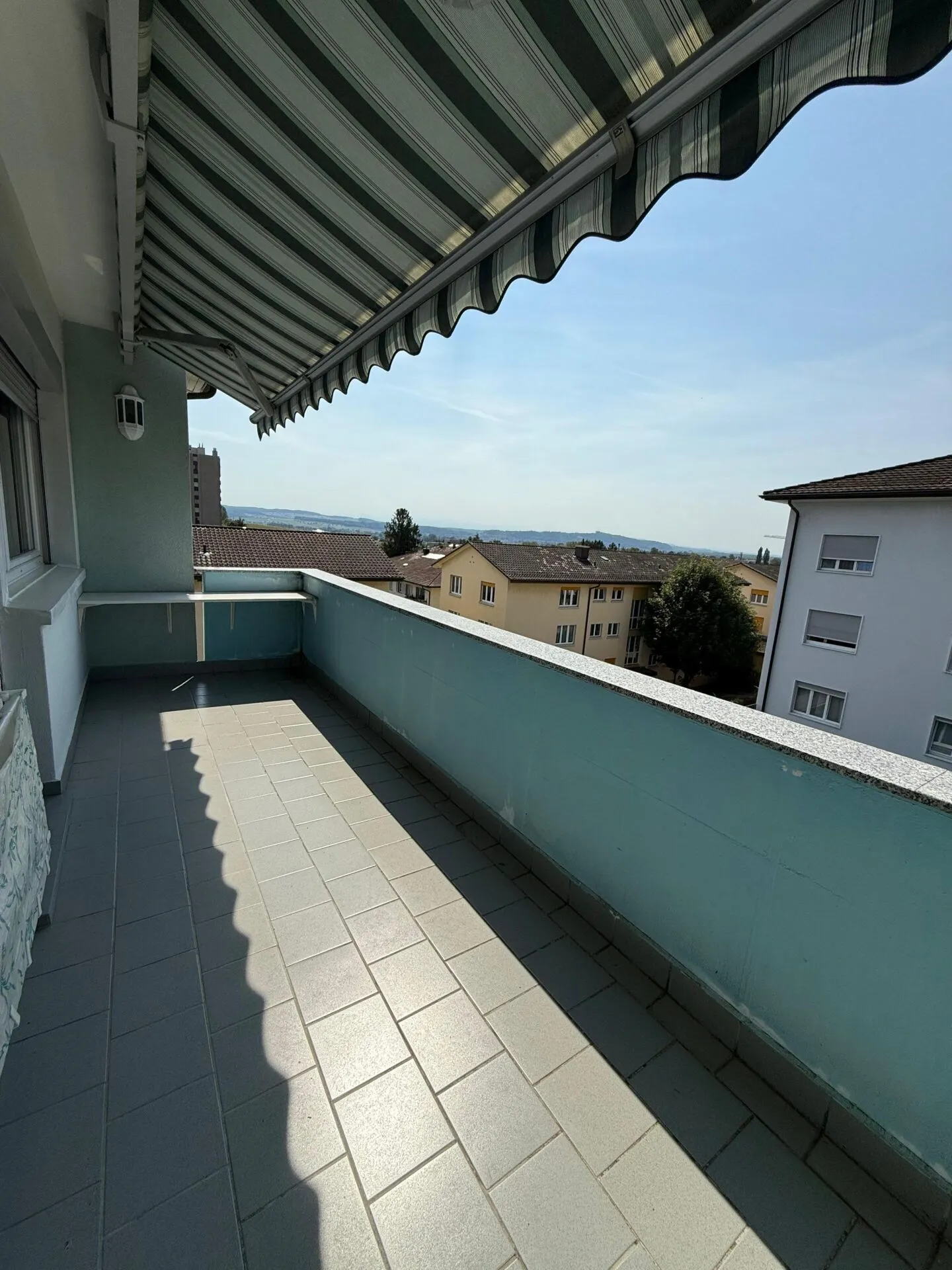 Great 4.5-room apartment in need of renovation - Photo 2 of 10