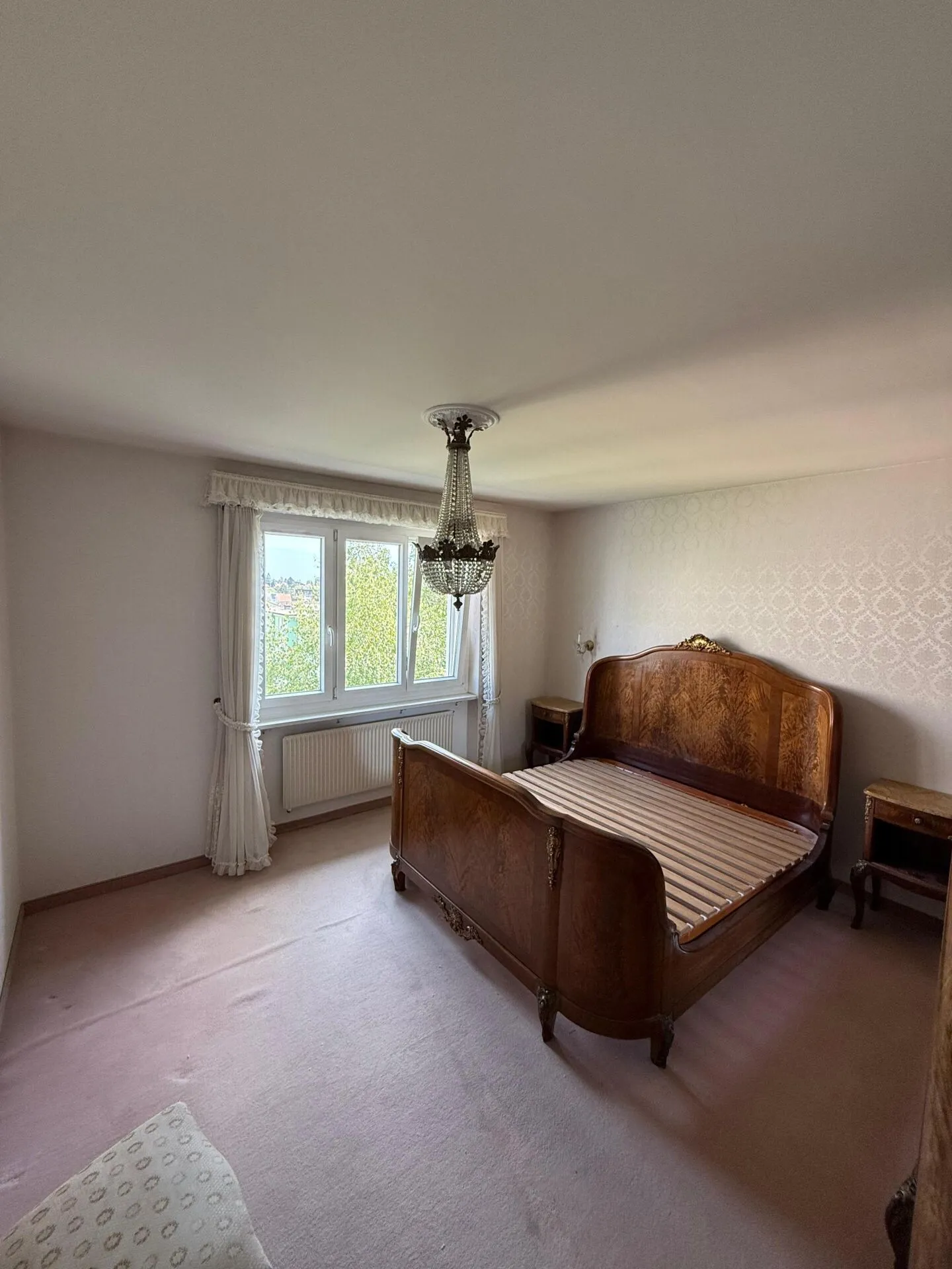 Great 4.5-room apartment in need of renovation - Photo 5 of 10