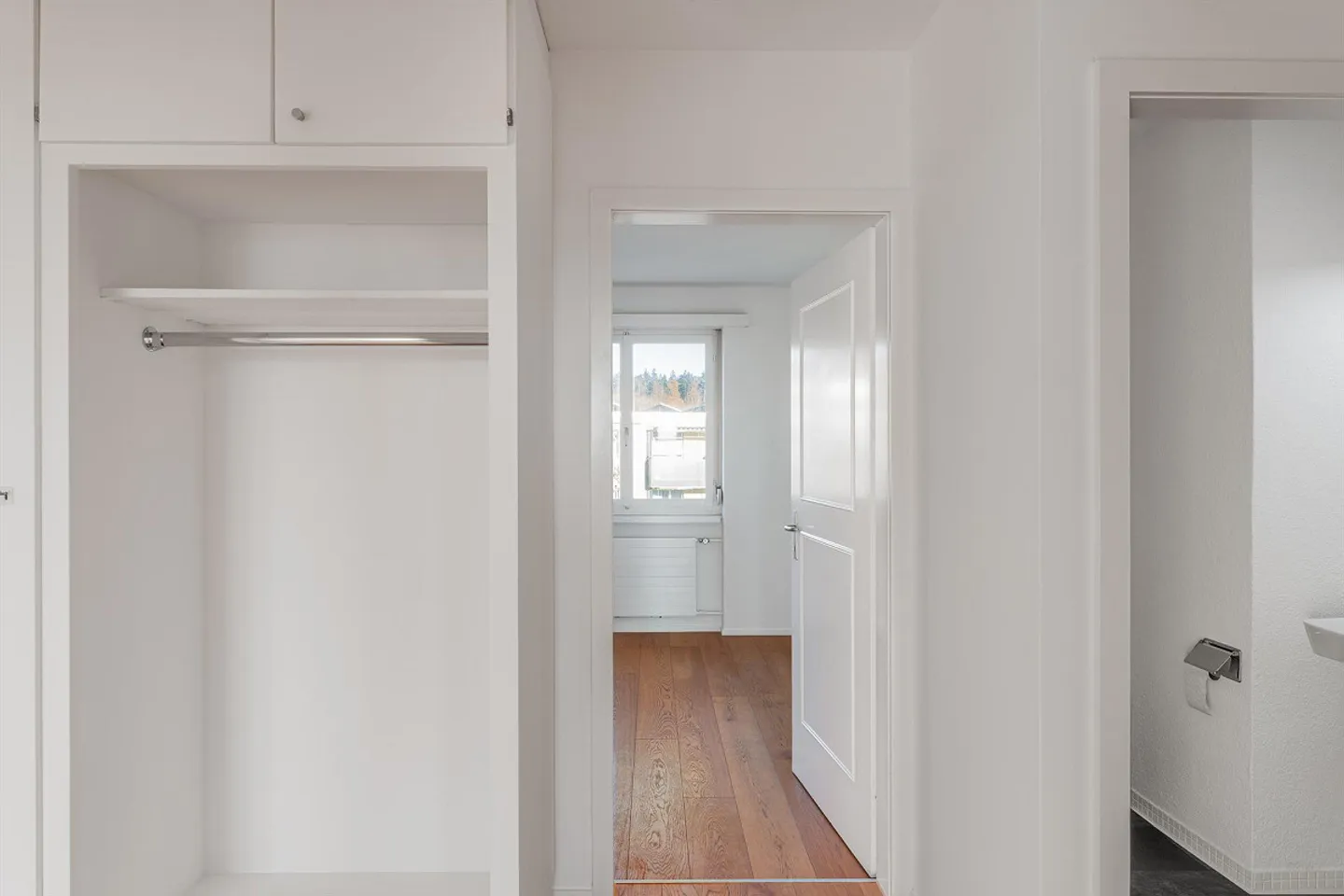 Oasis de bien-être : Appartement lumineux avec vue - Photo 4 sur 9