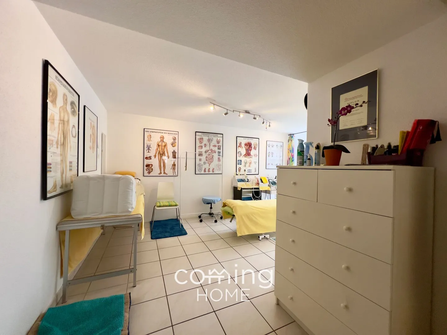 Unique 1.5-room property in Naters - ideal as a practice, studio, or office - Photo 3 of 9