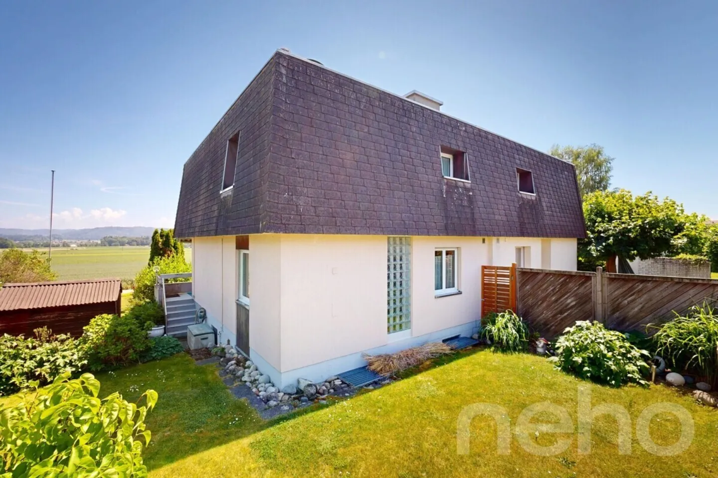 Semi-Detached House in Jegenstorf: 4.5 Rooms over 3 Floors - Photo 1 of 12