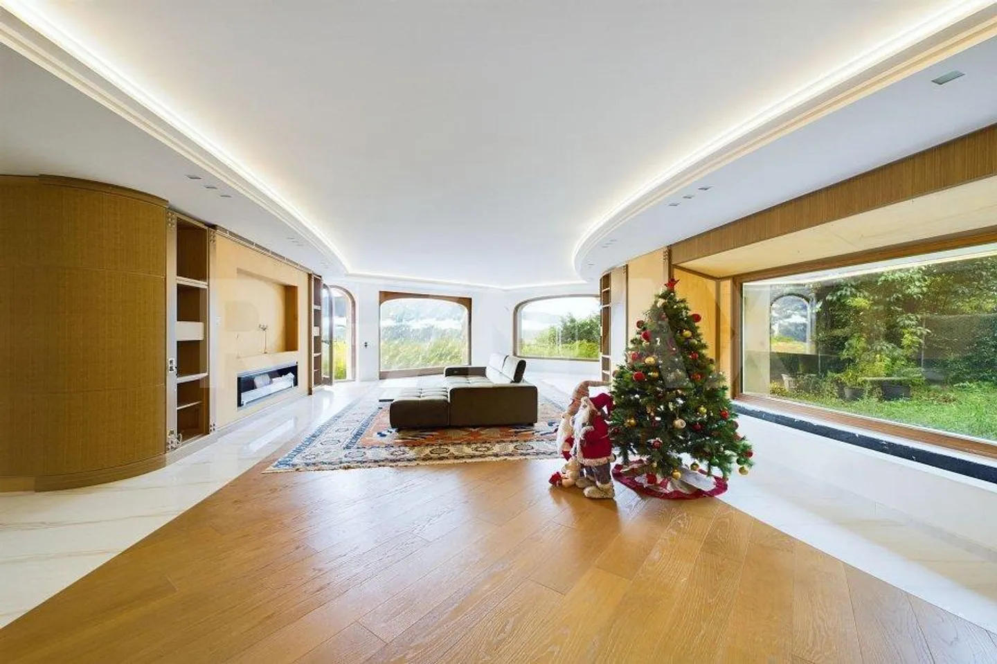 Villa Méditerranéenne Élégante avec Grand Jardin - Photo 10 sur 13