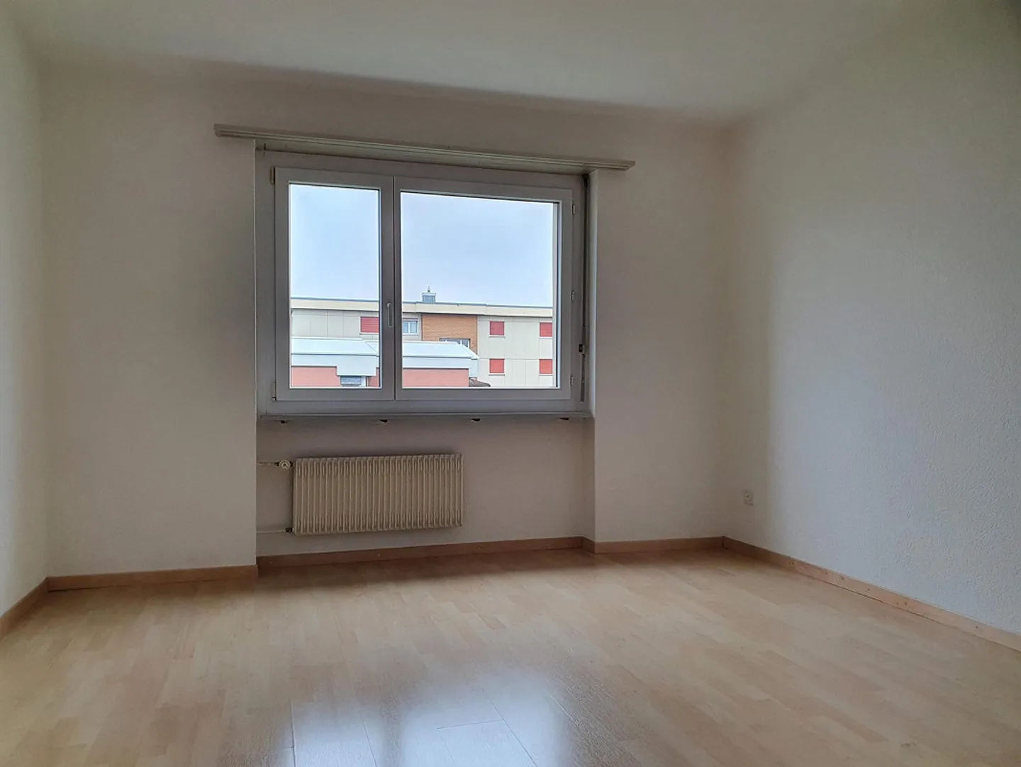 Central 3.5-room apartment in Sargans, 2 minutes walk from the train station - Photo 4 of 10