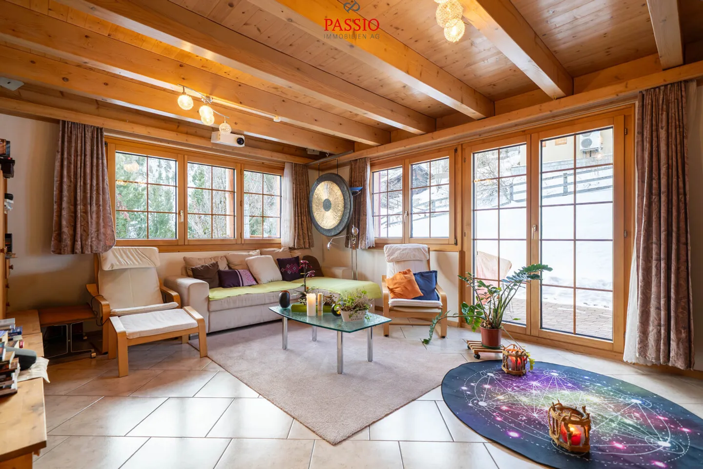 Maison en bois de mélèze de 6,5 pièces avec vue fantastique sur les Alpes - Photo 5 sur 35