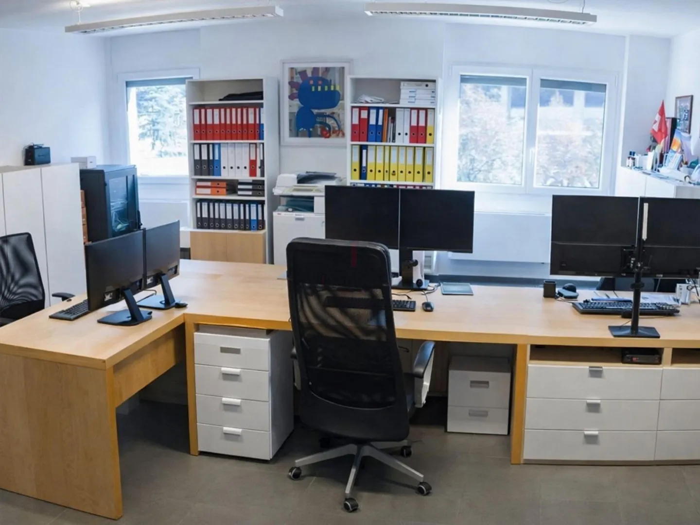 VERSATILE FURNISHED OFFICE SPACE FOR RENT - Photo 4 of 5