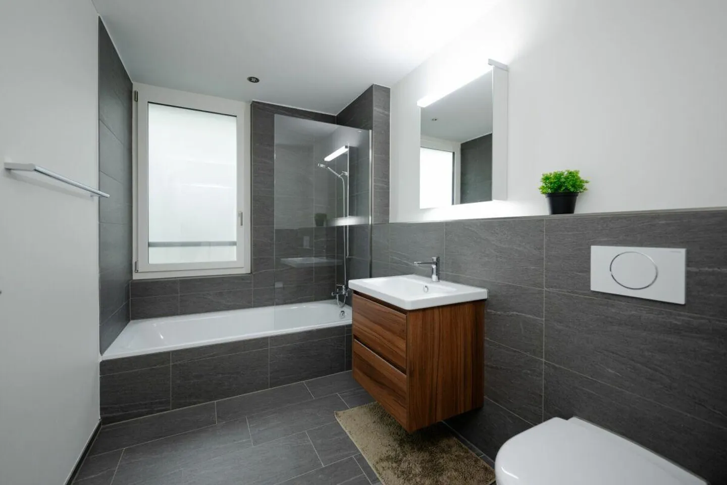 Eigentumswohnung direkt am Naherholungsgebiet - Foto 3 von 8