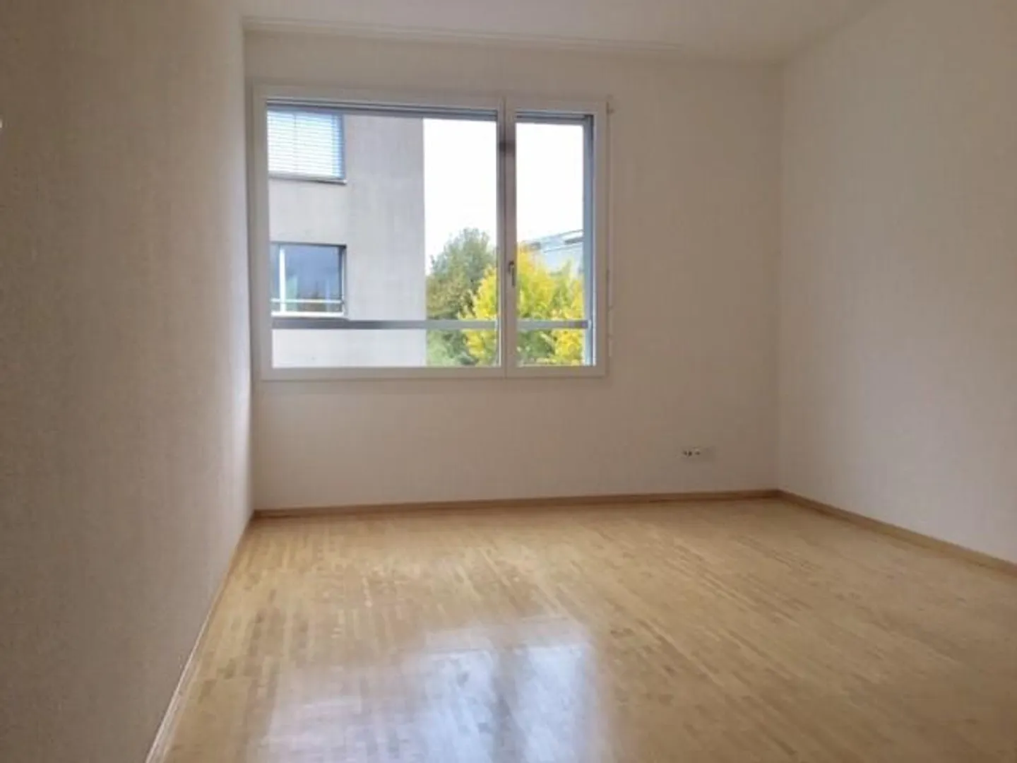 Moderne 4.5-Zimmerwohnung - Foto 6 von 11