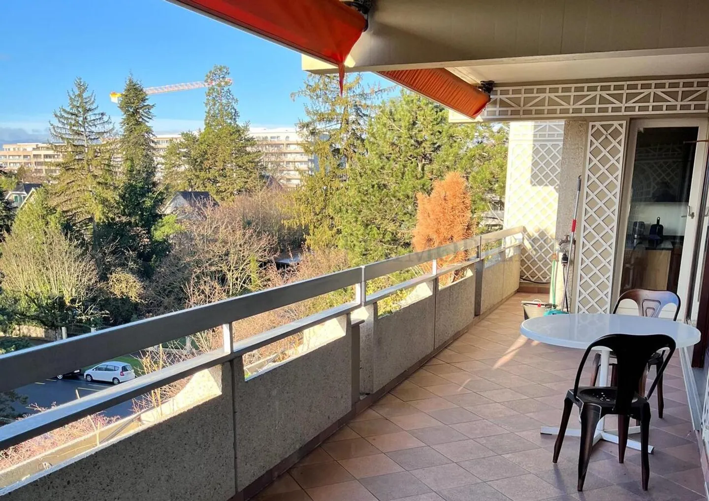 Esclusivo!!! Incantevole appartamento 3,5 locali completamente ristrutturato! - Foto 2 di 4
