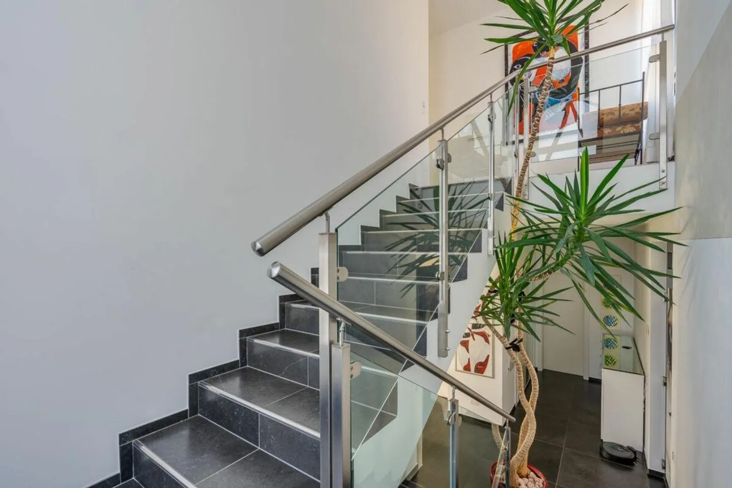 COMANO · MODERN VILLA WITH POOL AND ADVANCED HOME AUTOMATION - Photo 12 of 13