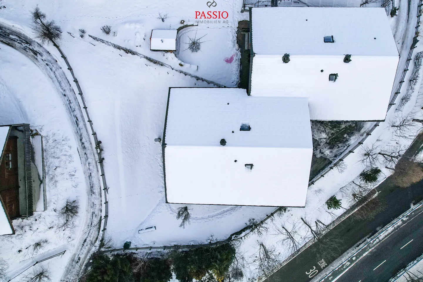Maison en bois de mélèze de 6,5 pièces avec vue fantastique sur les Alpes - Photo 32 sur 35
