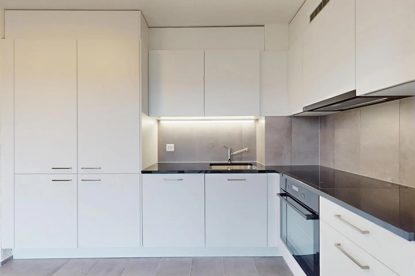 Renovated apartments - 3.5 rooms - Rue Marcello, Fribourg - Photo 4 of 12