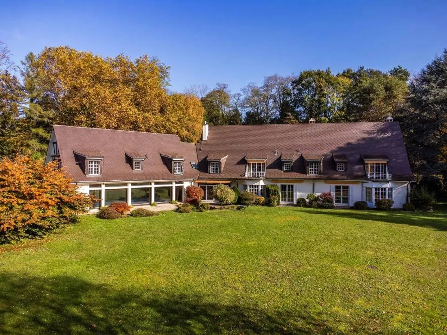 Magnificent property in a green harbor near Lausanne! - Photo 1 of 13