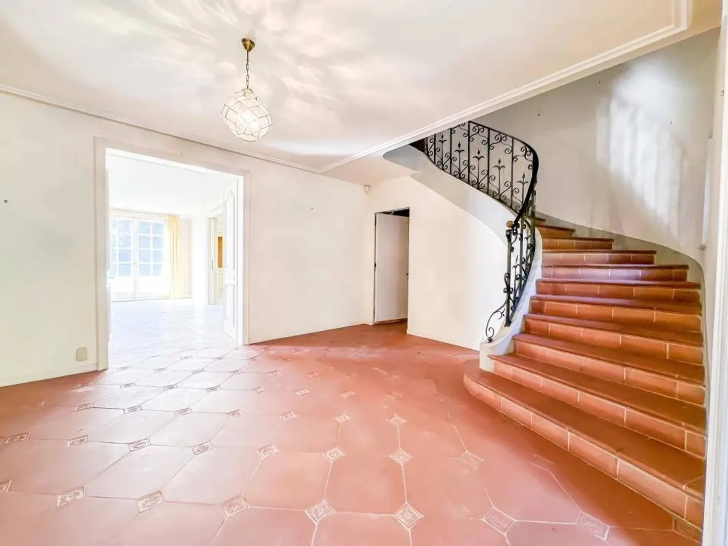 Magnificent property in a green harbor near Lausanne! - Photo 5 of 13