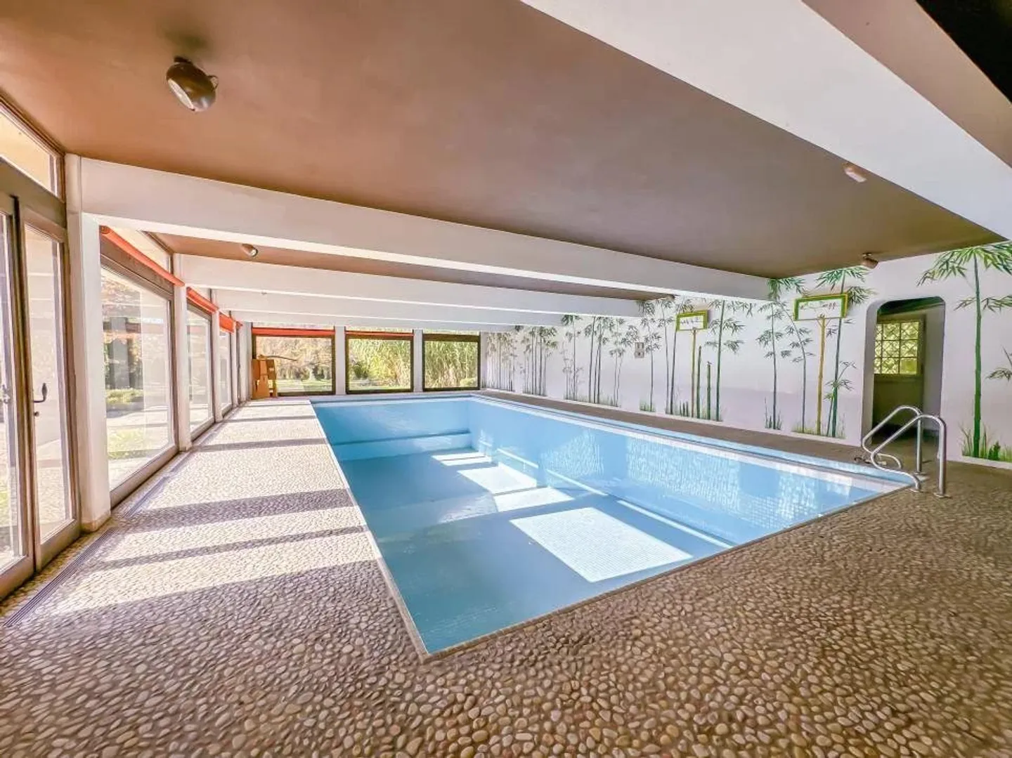 Magnificent property in a green harbor near Lausanne! - Photo 11 of 13