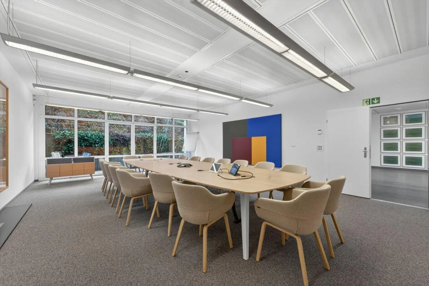 Your new office location with a well-thought-out overall package - Photo 7 of 9