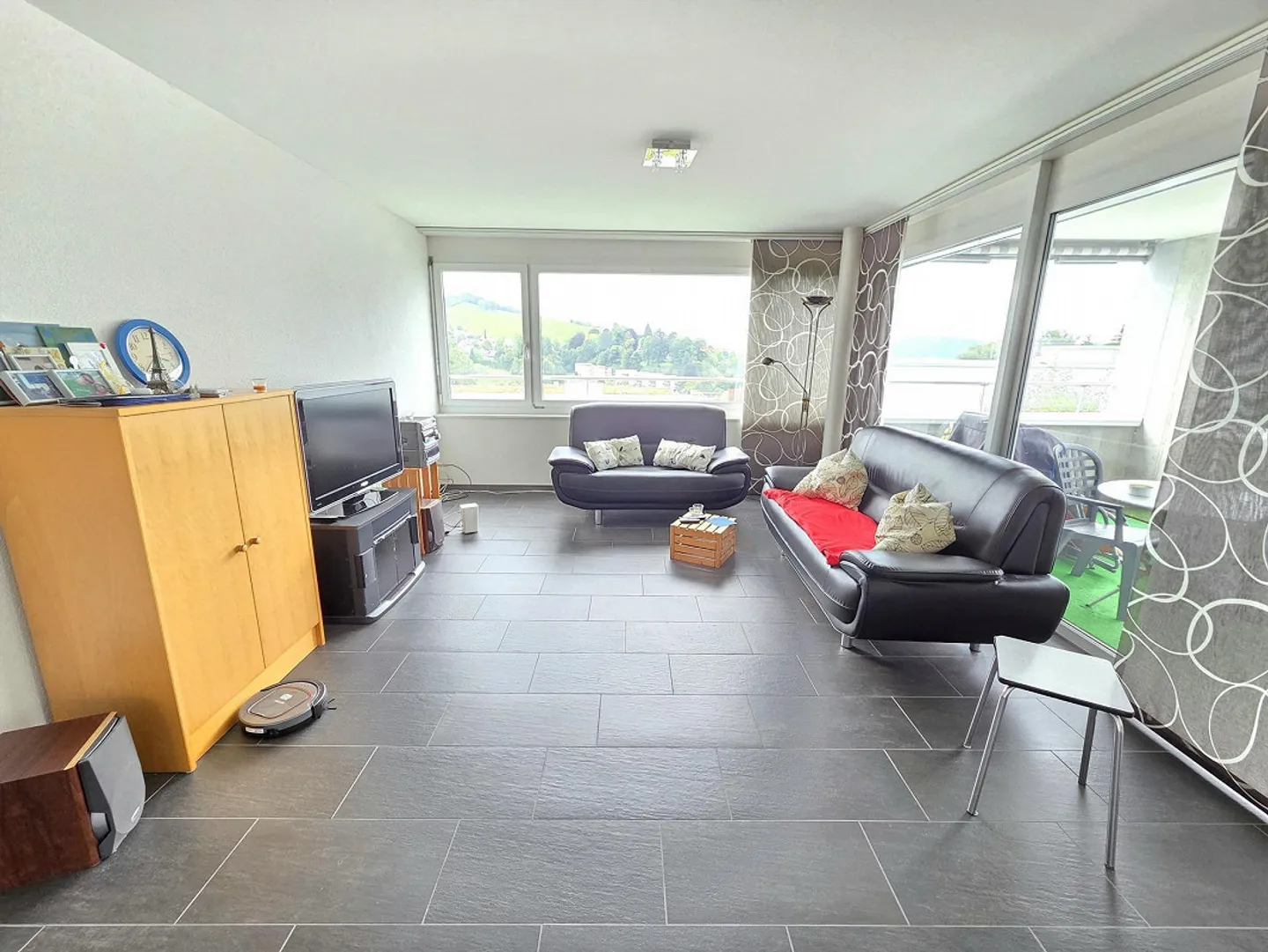 Lichtdurchflutete Wohnung mit Fernblick - Foto 5 von 14