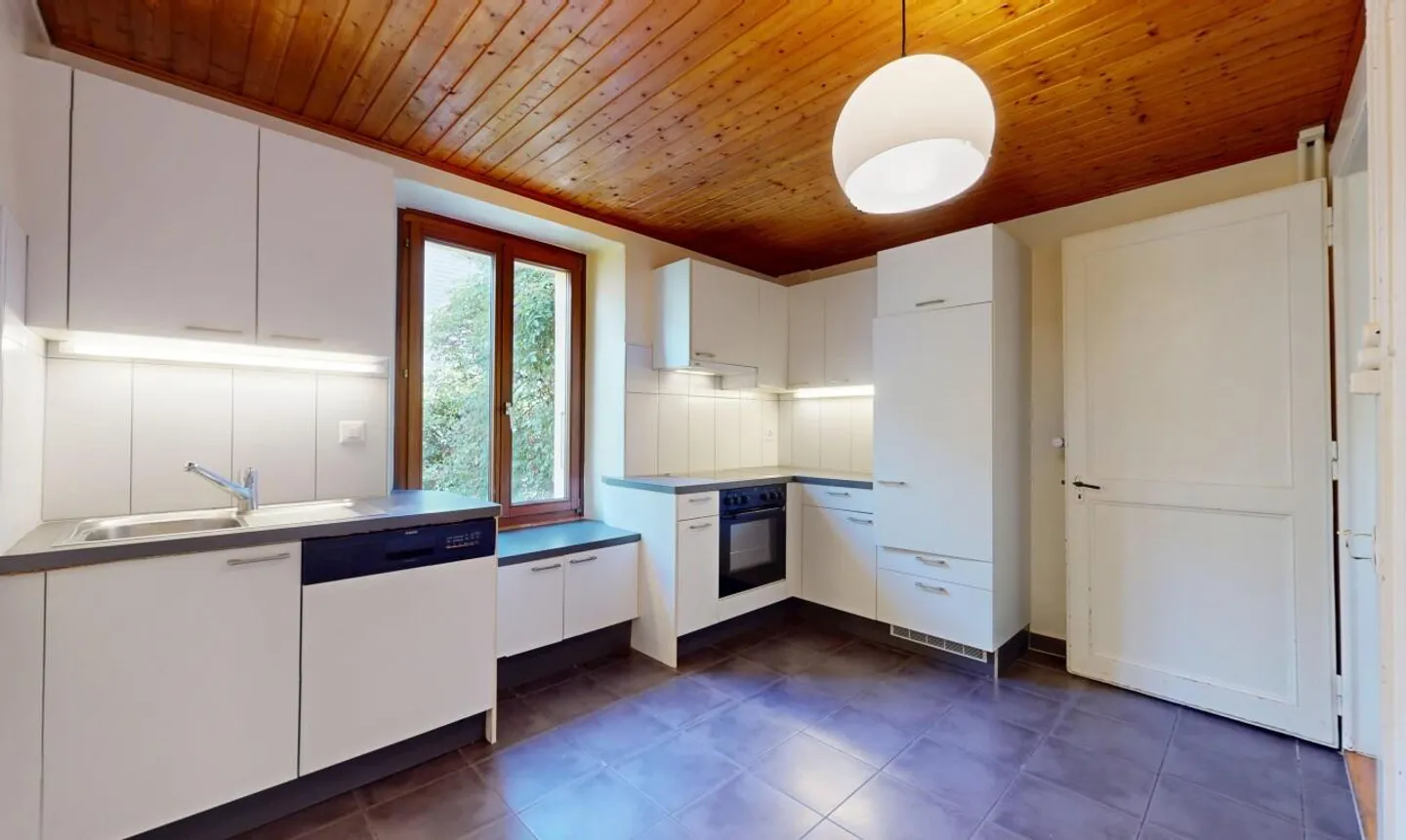 Casa indipendente nel cuore di Yverdon! - Foto 3 di 11