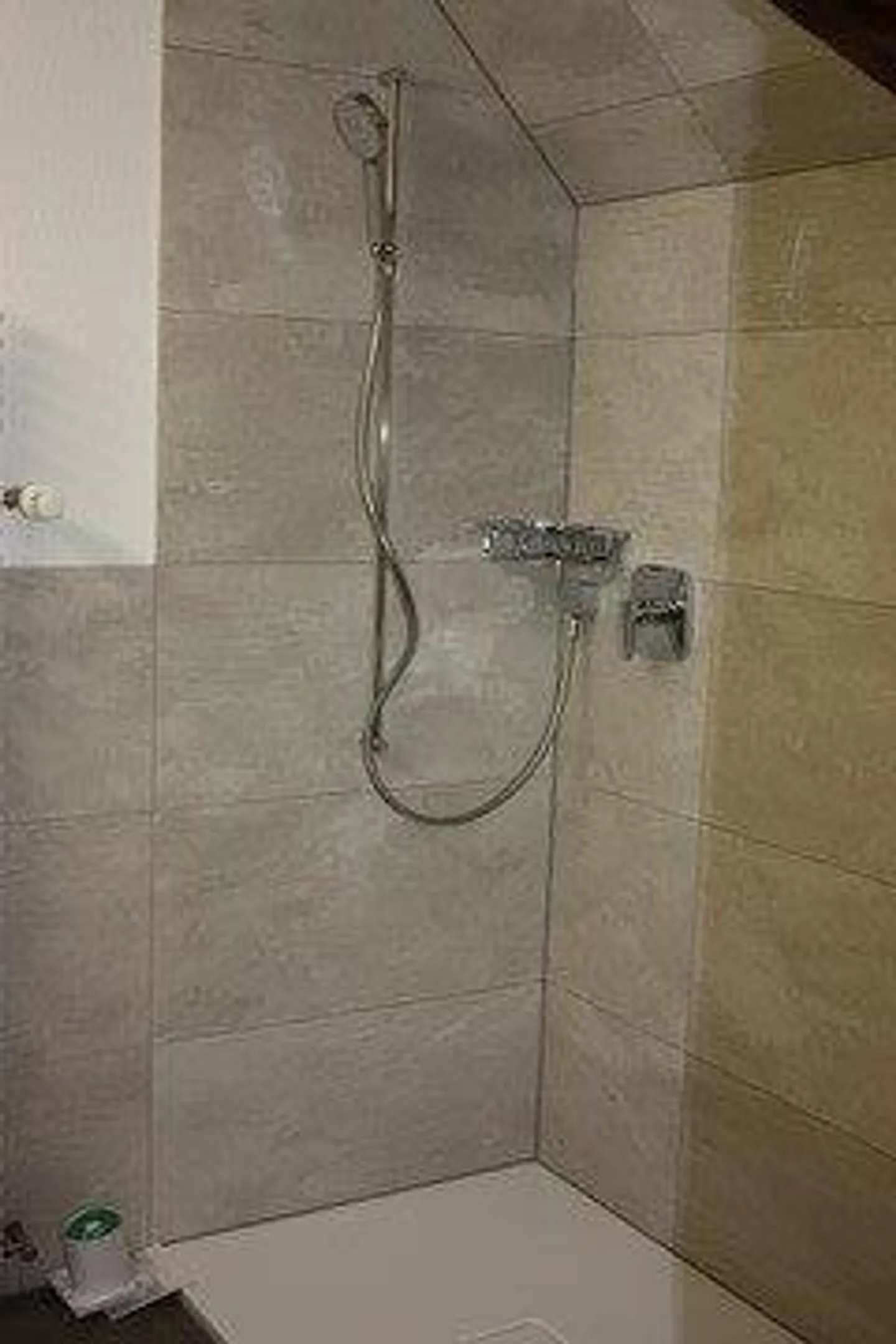 4.5 Zimmerwohnung in Ellikon an der Thur - Foto 9 von 11