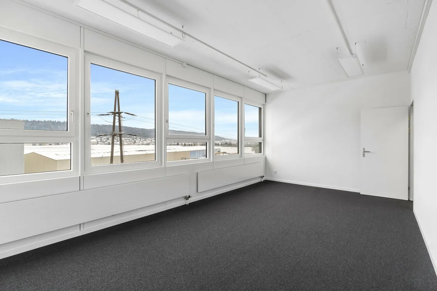 Ufficio moderno a Regensdorf - Foto 1 di 4