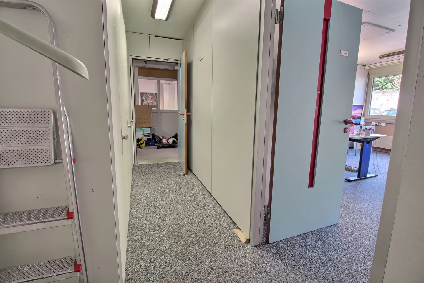 Offices in the heart of Beaumont City - Photo 3 of 7