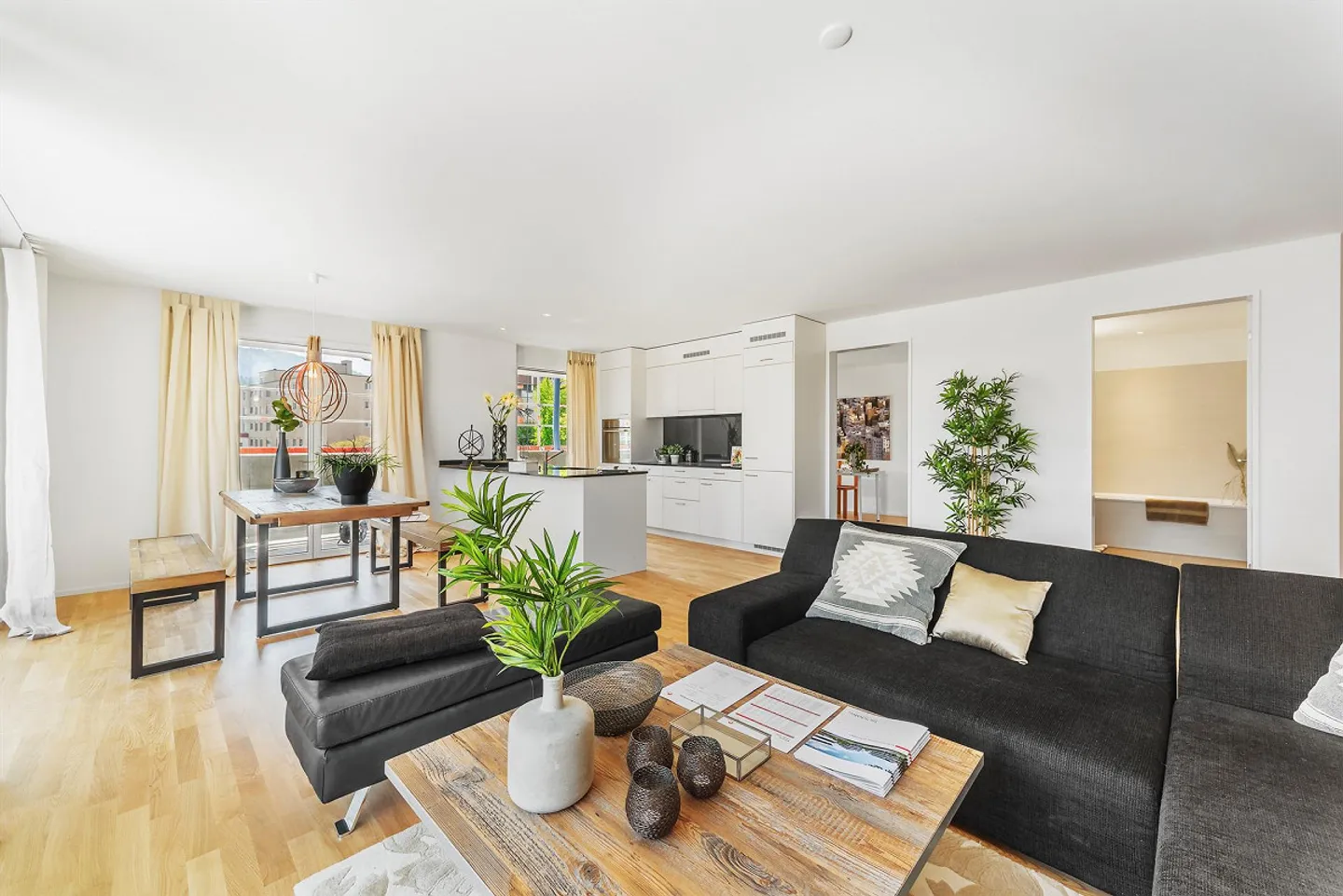 Modernes 3.5-Zimmer-Apartment - Foto 2 von 8