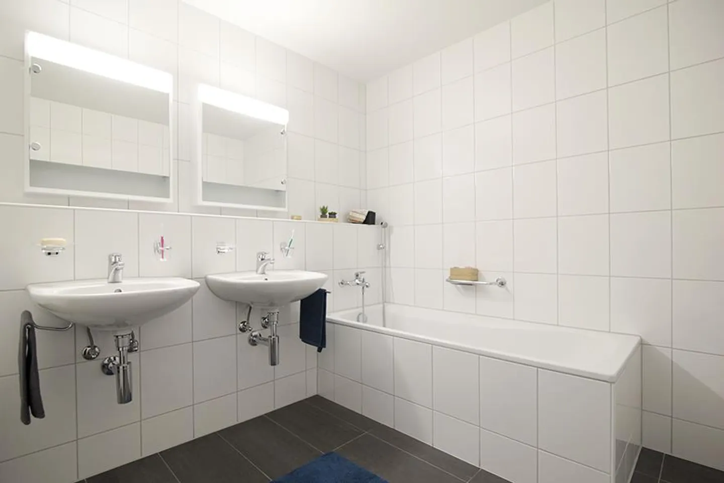 Modern 5.5-Room Apartment - Photo 6 of 11