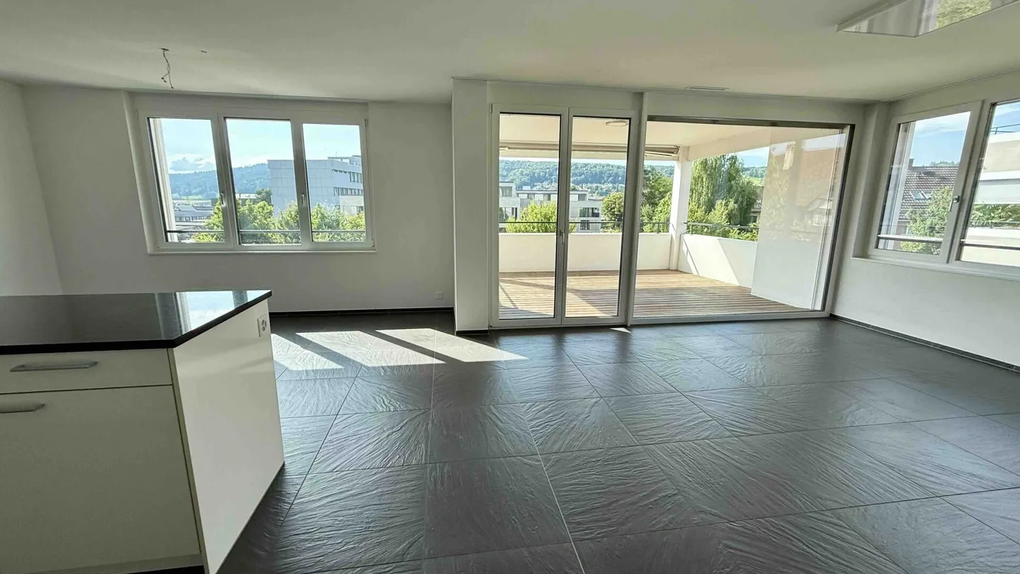 Appartement 4.5 pièces presque neuf - Photo 5 sur 11