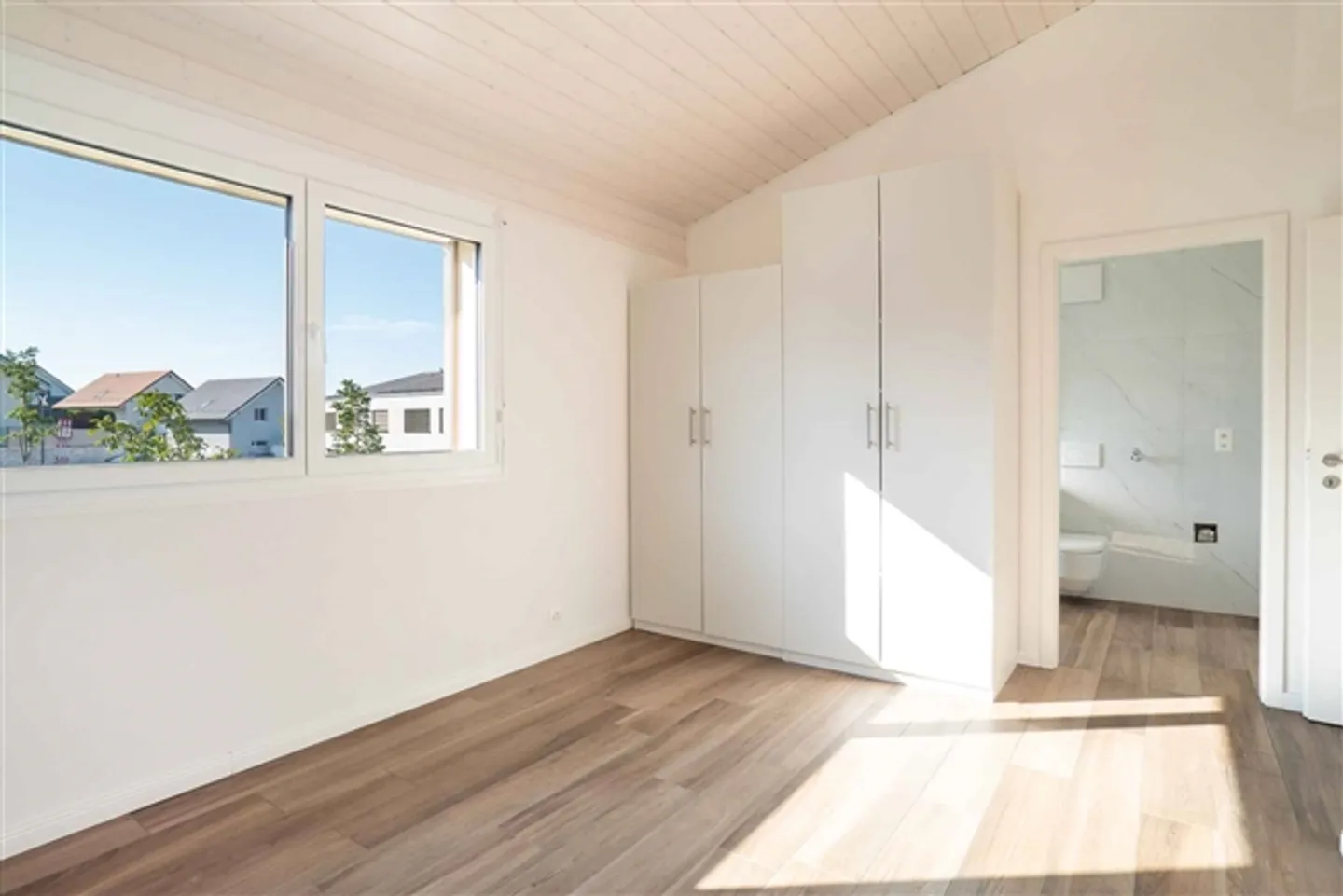 Appartement 4,5 pièces avec terrasse - Photo 5 sur 9