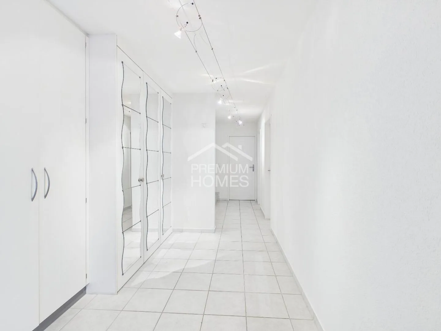 Casa a schiera premium · Posizione perfetta - Foto 9 di 10