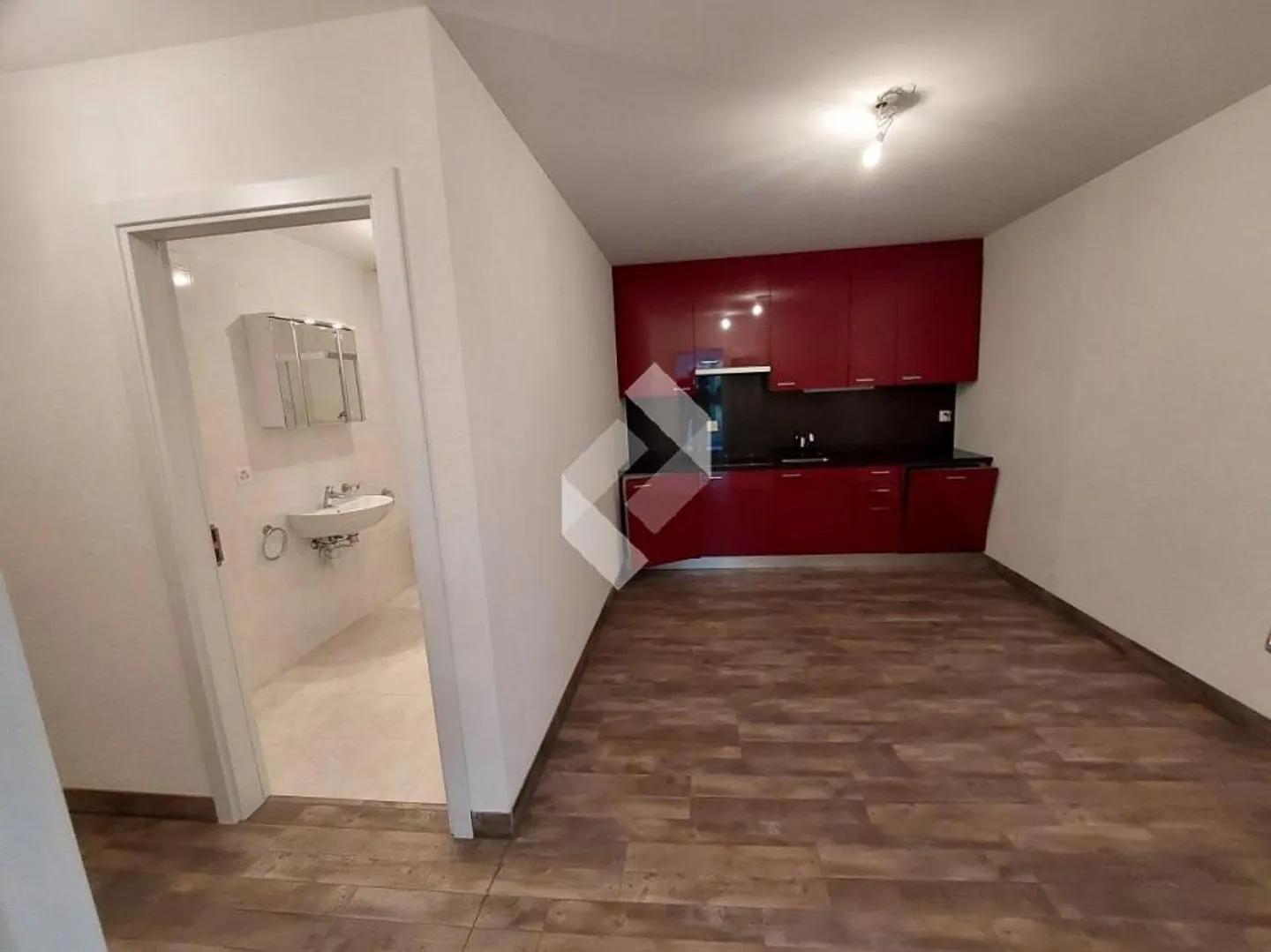 Mischgenutztes Gebäude kaufen - Foto 13 von 13