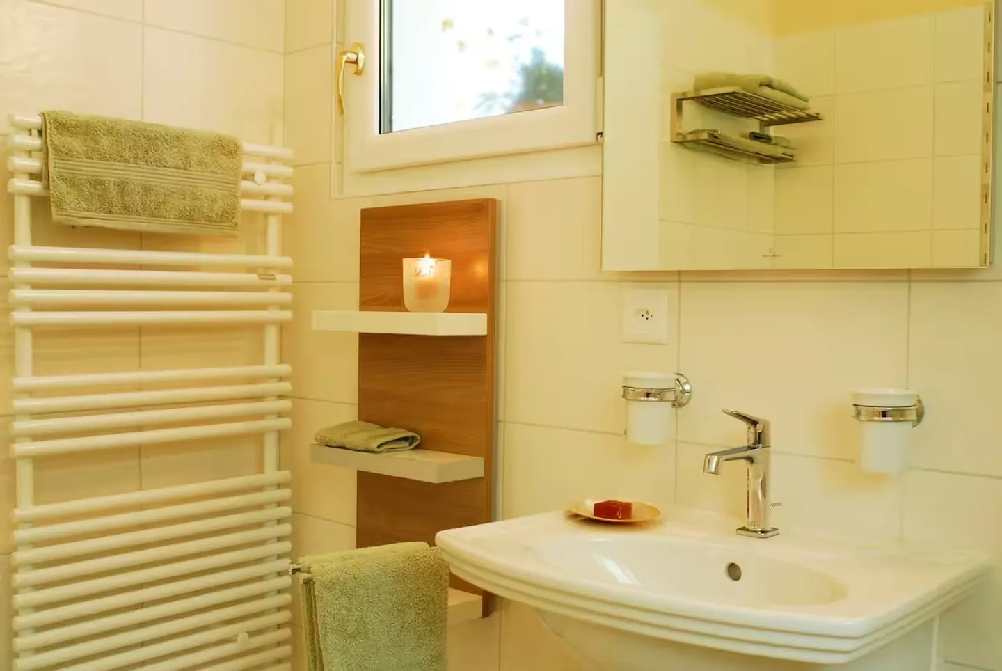 APPARTAMENTO 2 CAMERE A BRENT (VD), ARREDATO, A TEMPO DETERMINATO - Foto 7 di 10