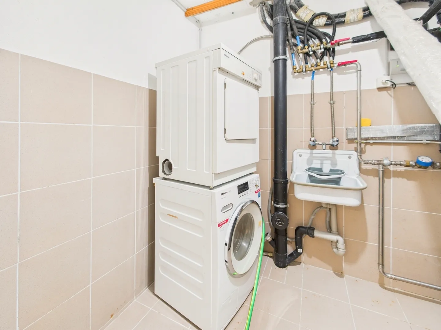 Maison mitoyenne de 3.5 pièces dans la pittoresque région de Broye - Photo 8 sur 9