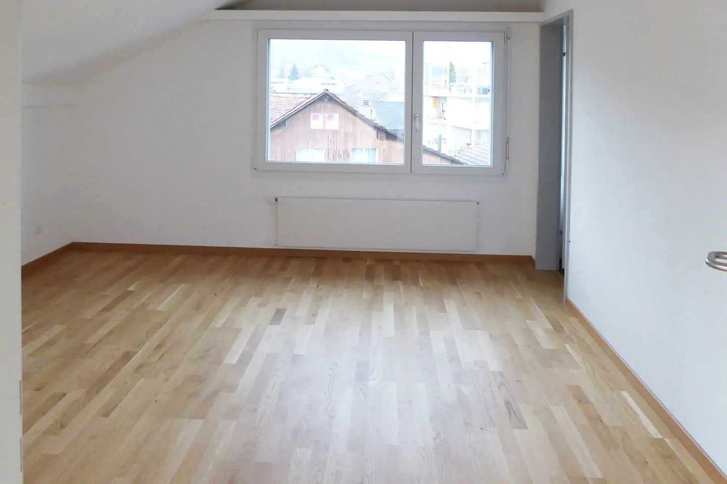 Attractive and beautiful penthouse apartment in a very quiet and preferred location - Photo 9 of 14