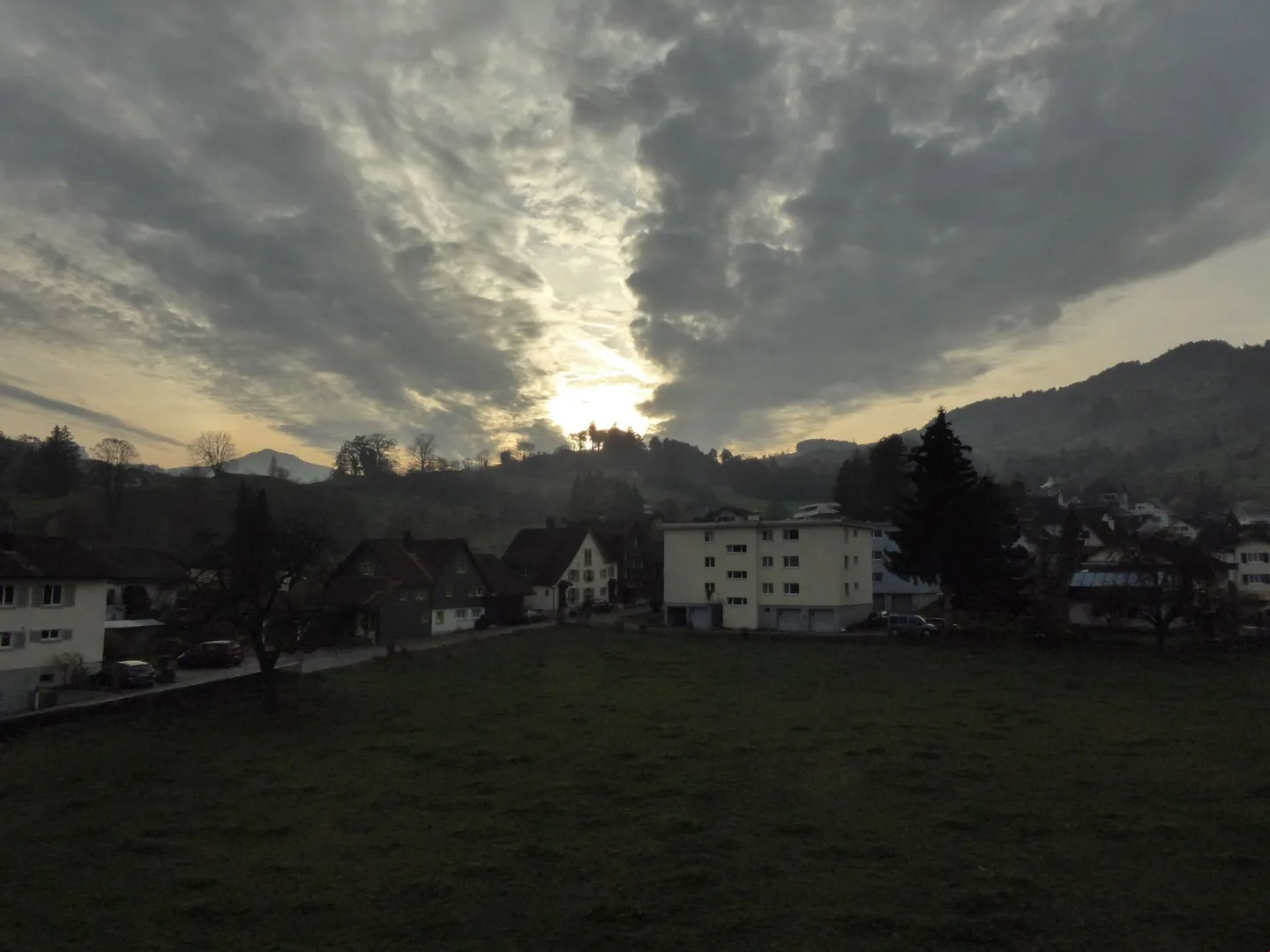 Attractive and beautiful penthouse apartment in a very quiet and preferred location - Photo 13 of 14