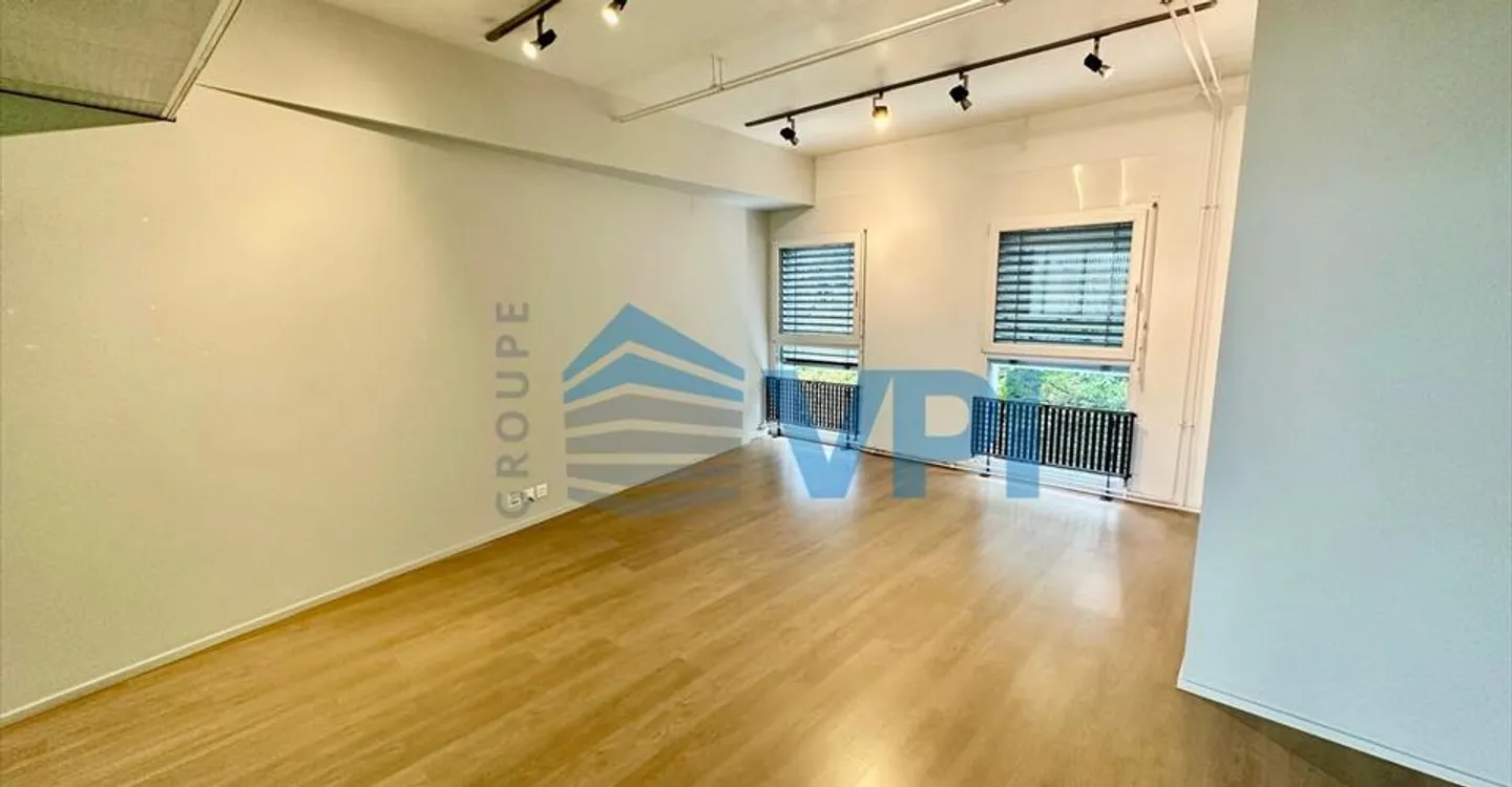 Office space for rent - Photo 12 of 13