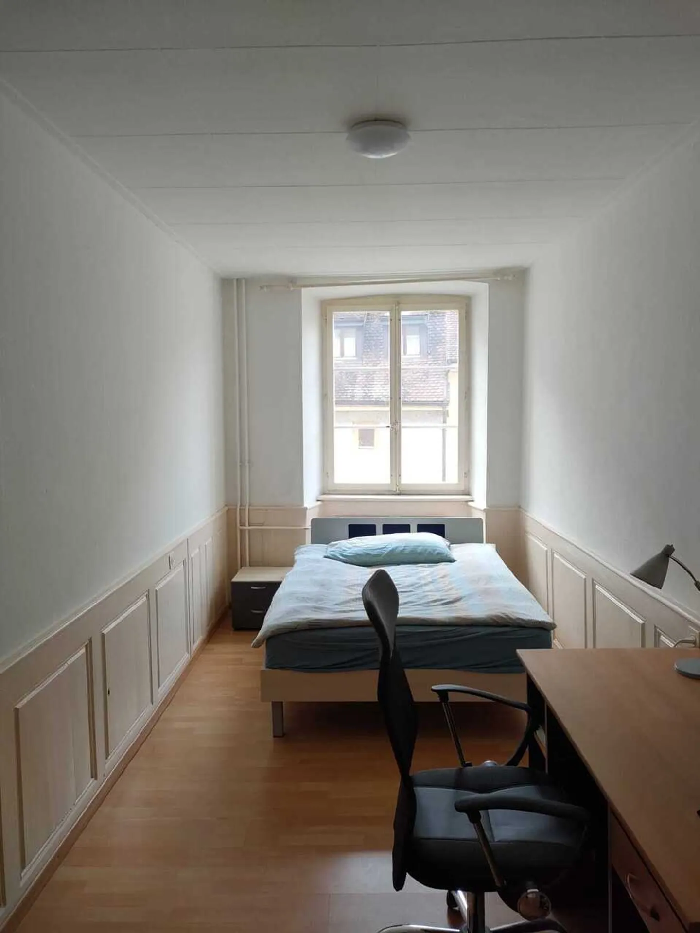 2,5-Zimmer-Wohnung mit Ofen und Kamin - Foto 4 von 11