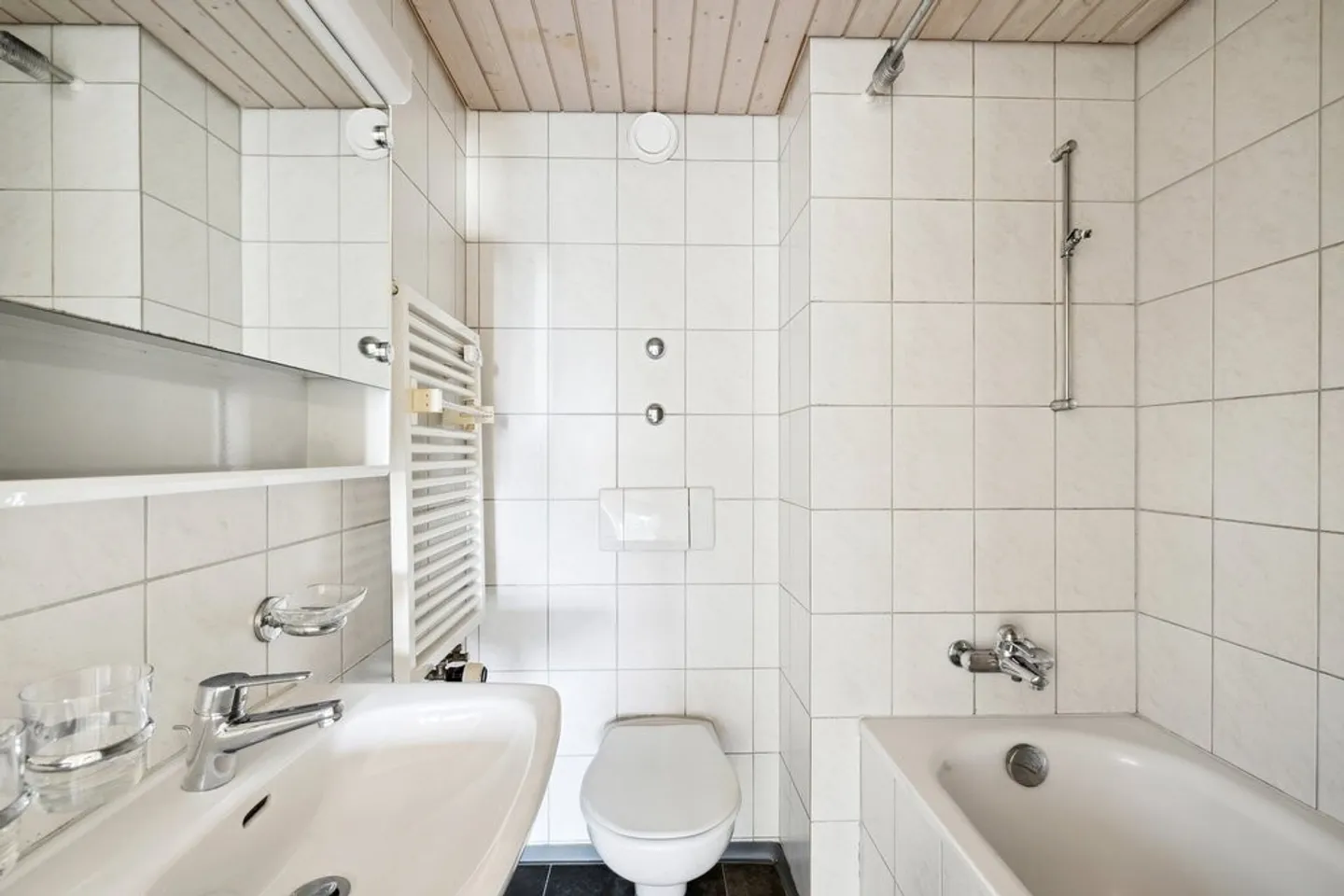 Appartamento in affitto - Foto 3 di 6