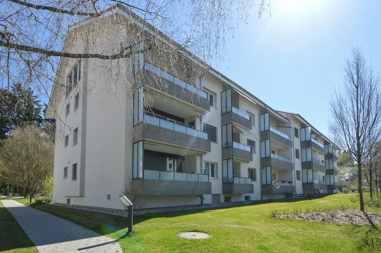 APPARTAMENTO RISTRUTTURATO CON 4 STANZE A SCHLIERN - Foto 2 di 11